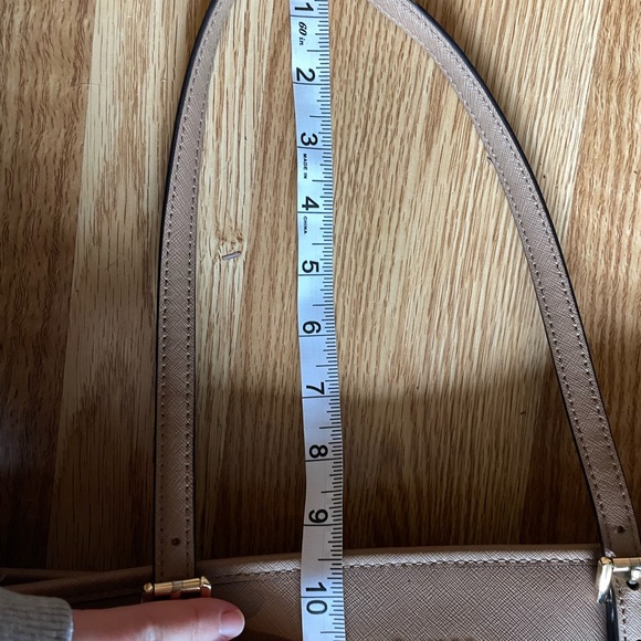 Michael Kors Jet Set Medium‎ Saffiano Leather Top-Zip Tote Bag – Tan - Picture 14 of 16